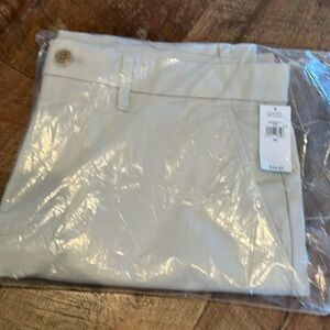 MENS GAP CHINO SHORTS NWT